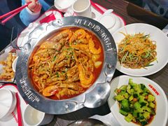 -胖哥俩肉蟹煲(湖滨银泰in77店)