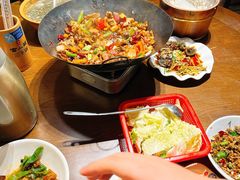 -富正毅三下锅·湘西韵味(天门山索道店)