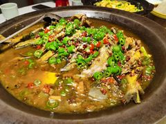 -江城小馆陕南妈妈菜·全球旅行餐厅(钟楼店)