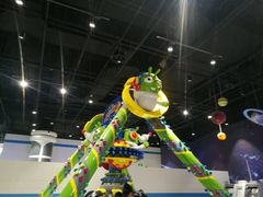 -梦东方未来世界航天主题乐园