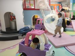 -孩子王童乐园(芜湖万达店)