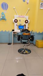 -爆米花儿童美发乐园