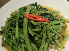 -默加东南亚美食(大宁音乐广场店)