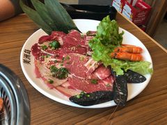 烤肉拼盘-美洲岛烤肉自助餐厅