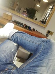 -摩力美发·烫·染·设计专业店