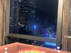 -西安绿地假日酒店