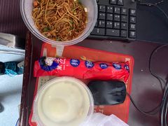 -万方圆拌粉瓦罐汤(五湖国际店)