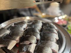 -围炉肉舍•炭烤活鳗•丹东海鲜烤肉(步行街店)