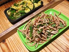 -地锅公社·现炒地锅鸡·地锅鱼·夜宵(罗锦路店)