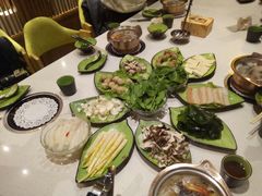 -一叶一世界·素食餐厅(锦华万达店)