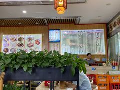 大堂-花溪牛肉米粉(华兴东街店)