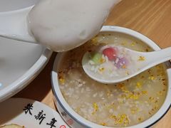 -朱新年·苏式汤团·面点(北寺塔店)