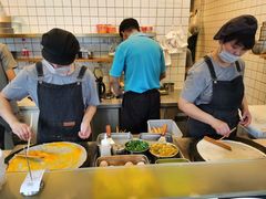 -卞姐蛋饼(陕西南路店)