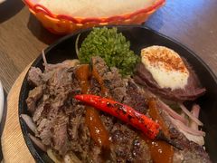 -Chili's Cafe&Bar奇利斯(滨江店)