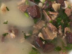 -何记羊汤馆(丽水佳源店)