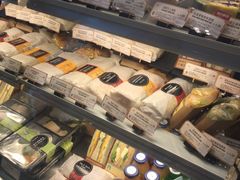 面包甜点陈列柜-星巴克(北辰西路店)