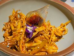 敲糖棒棒鸡-辛香汇·现炒川菜(淮海路百盛店)