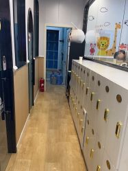 -鱼乐贝贝婴幼儿游泳中心(梅江印象城店)