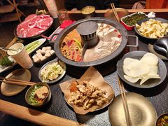-晓宇重庆火锅(西安荟聚店)