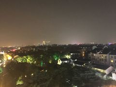 -顽啤熊·酒客酒馆(苏城夜景必选店)