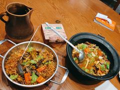 -老滇山寨•云南特色菜•地方菜•民族风情歌舞表演(金碧店)