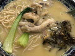 招牌黄鱼面-明呈黄鱼面馆(斜土路店)