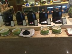 -大中华希尔顿酒店-念自助餐·嗨啤·小龙虾