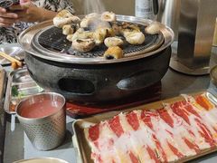 -围炉肉舍•炭烤活鳗•丹东海鲜烤肉(步行街店)