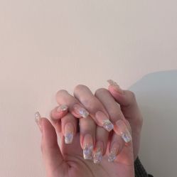 -Fanni美甲美睫皮肤管理