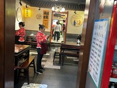 -蓝田九大碗民俗食府(蓝田店)