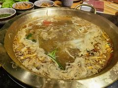 -顶顶汤火牛排火锅·经典铜锅涮肉