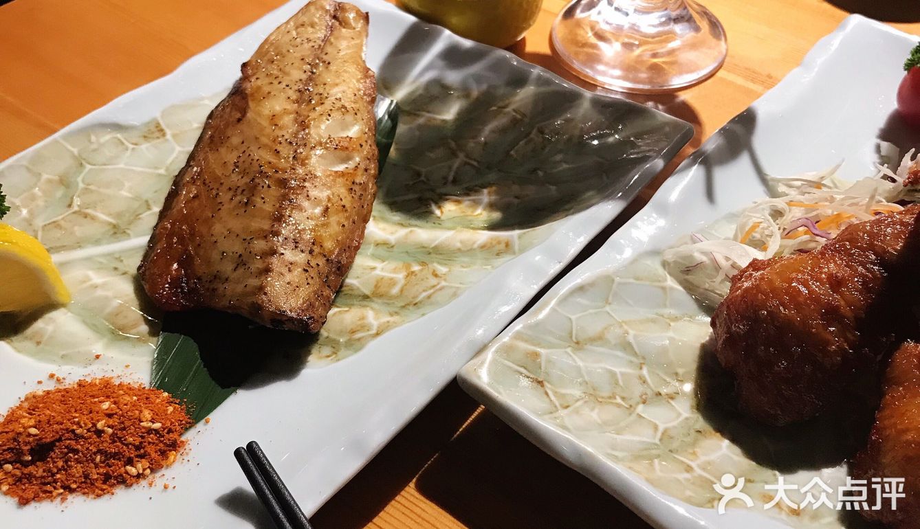 [吐][吐][吐]湖边的日式料理 吹吹风 散散步
