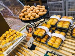 -昆明冠生园·蛋糕·面包(朗悦湾店)