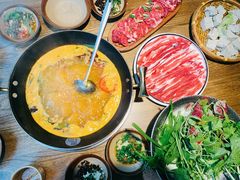 -贵厨酸汤牛肉(小十字店)