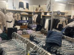 -GAP(王府井奥莱·香江小镇店)