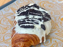 奥利奥羊角-OUR Bakery(中海环宇荟店)