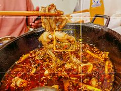 老铁锅秘制美蛙-鸿顺老铁锅美蛙鱼府(解放碑店)
