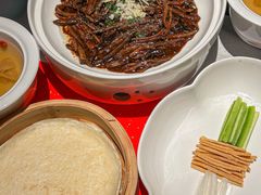 -馋遇江南·精致湖景雅宴(东方之门店)