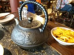 -老牌坊云南鱼豆花火锅(哈西万达店)