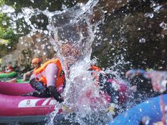 -雅鲁激流探险漂流