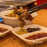 “广东人的入秋仪式羊肉煲必须🈶️呀”
