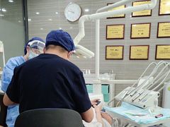 -上海仁爱医院口腔科 · 种植