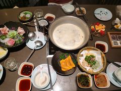 -捞王锅物料理(上海世茂广场店)