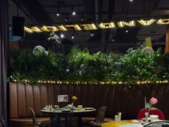 -华阳时光吧餐厅(华阳广场国际大饭店)