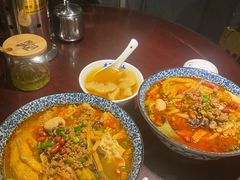 -粉家柳州螺蛳粉(杨宅路店)
