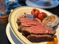 -MONICH牛排融合餐厅(和义大道购物中心店)