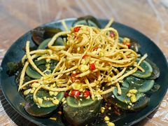 皮蛋拌馓子-沈记烧烤海鲜(江汉二路店)
