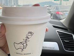 -Metal hands·铁手咖啡