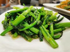 油渣炒菜心-美极鲜食坊(宝安南路店)