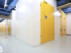 -安东易迷你自助仓储寄存仓库(顾戴路店)